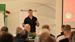 A cél, hogy minél több gyermek focizzon minél hosszabb ideig